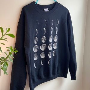 Moon phases crew neck